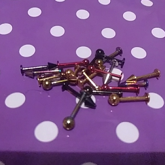 Lip rings - Picture 1 of 2